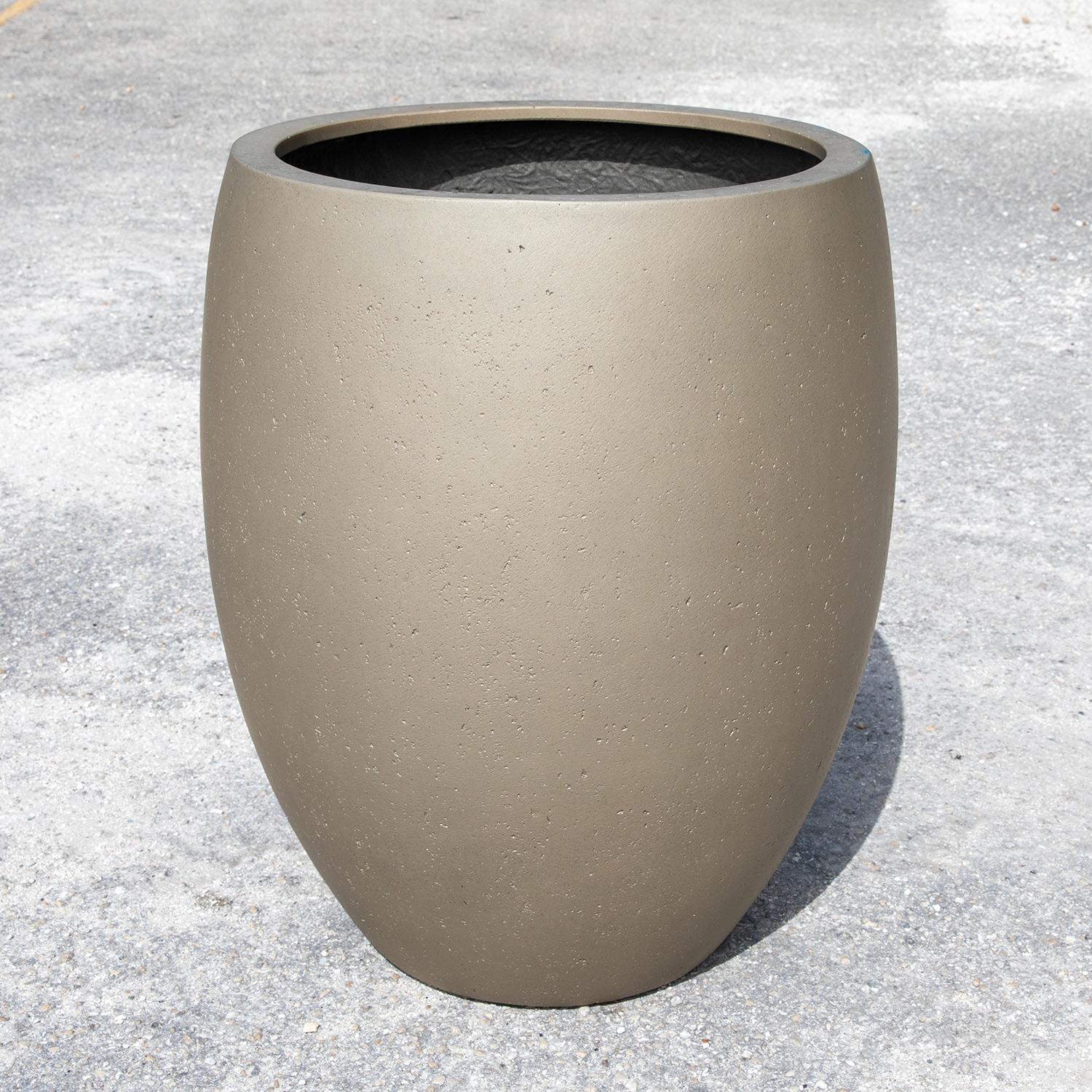 premiostone planter at your farm and garden
